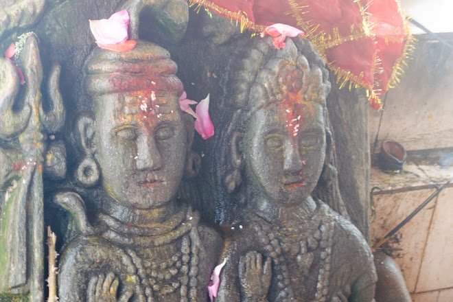 यहां जानिए क्यों है त्रियुगीनारायण मंदिर भगवान शिव और देवी पार्वती के विवाह के लिए प्रसिद्ध है