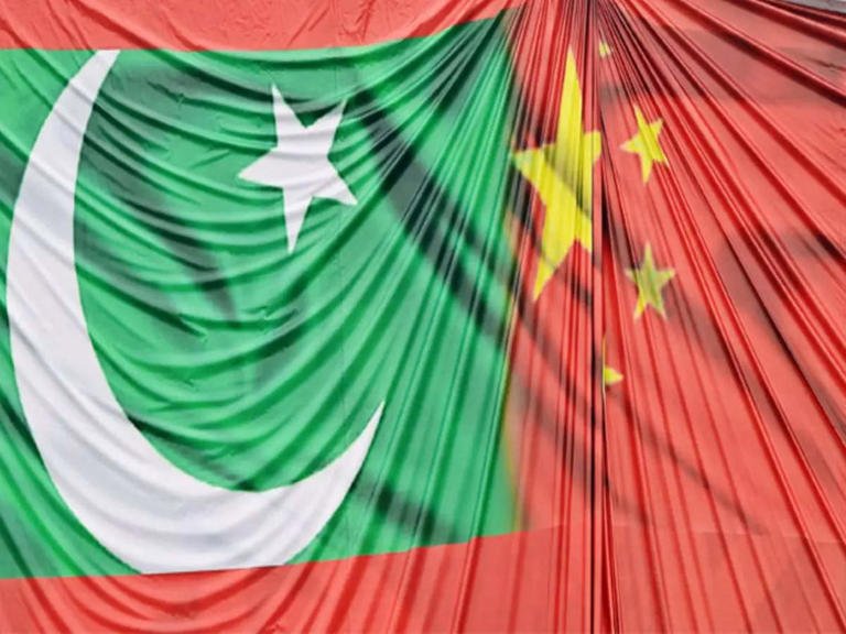 चीन ने पाकिस्तान को 2 अरब डॉलर का ऋण दिया