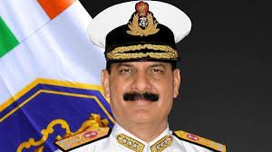 एडमिरल दिनेश त्रिपाठी अगले भारतीय नौसेना प्रमुख नियुक्त