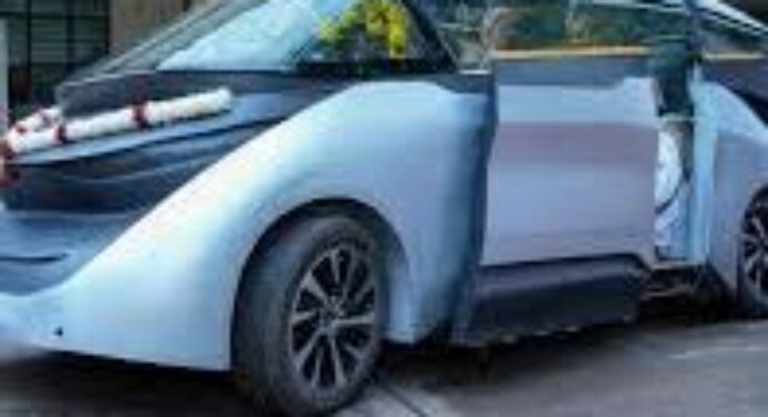 विप्रो और IISc ने बेंगलुरु में स्वदेशी ड्राइवरलेस कार पेश की